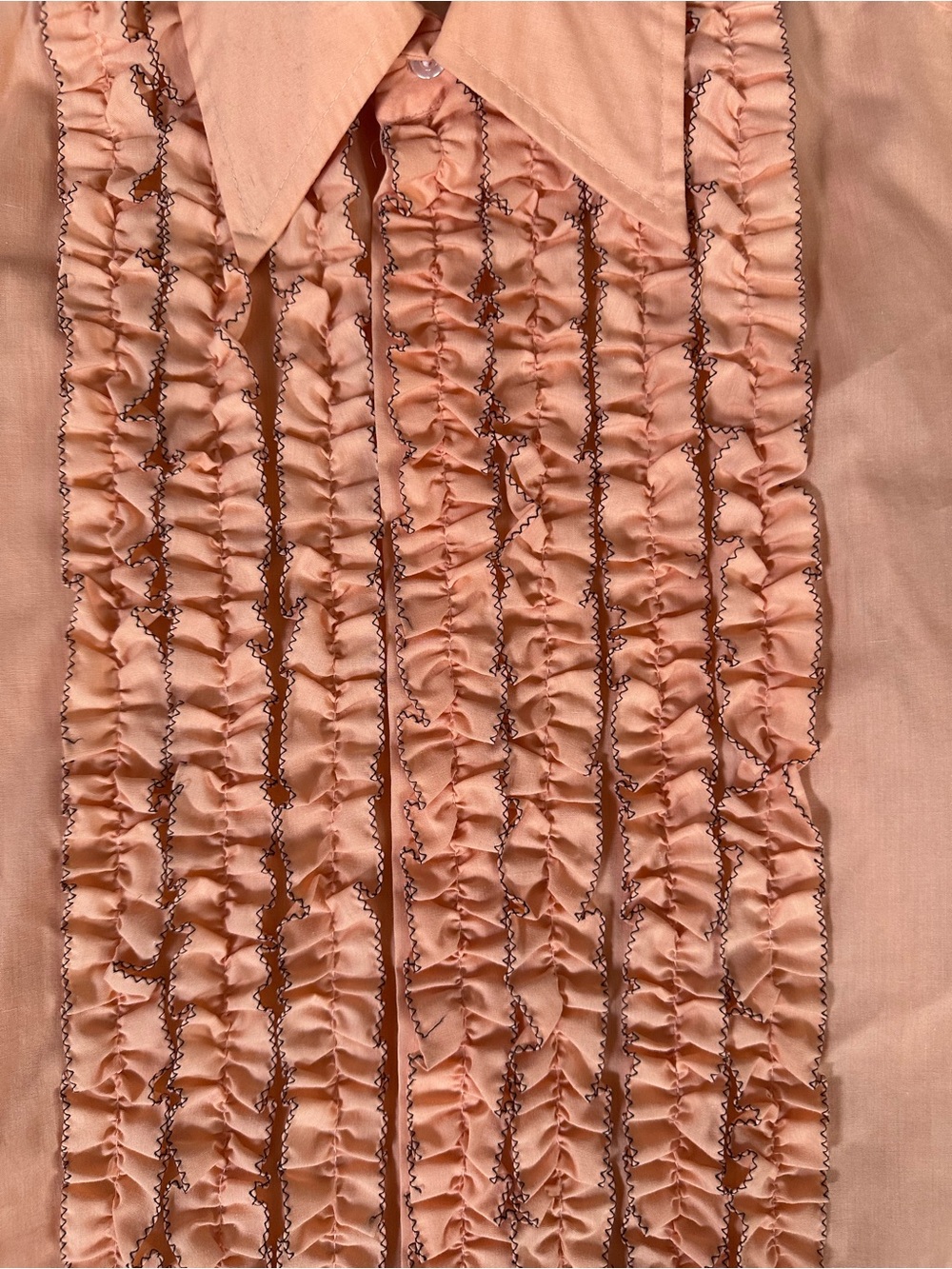 Vintage Men's Peach Ruffle-Front Dress Shirt - Picture 3 of 6